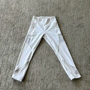 White lululemon leggings